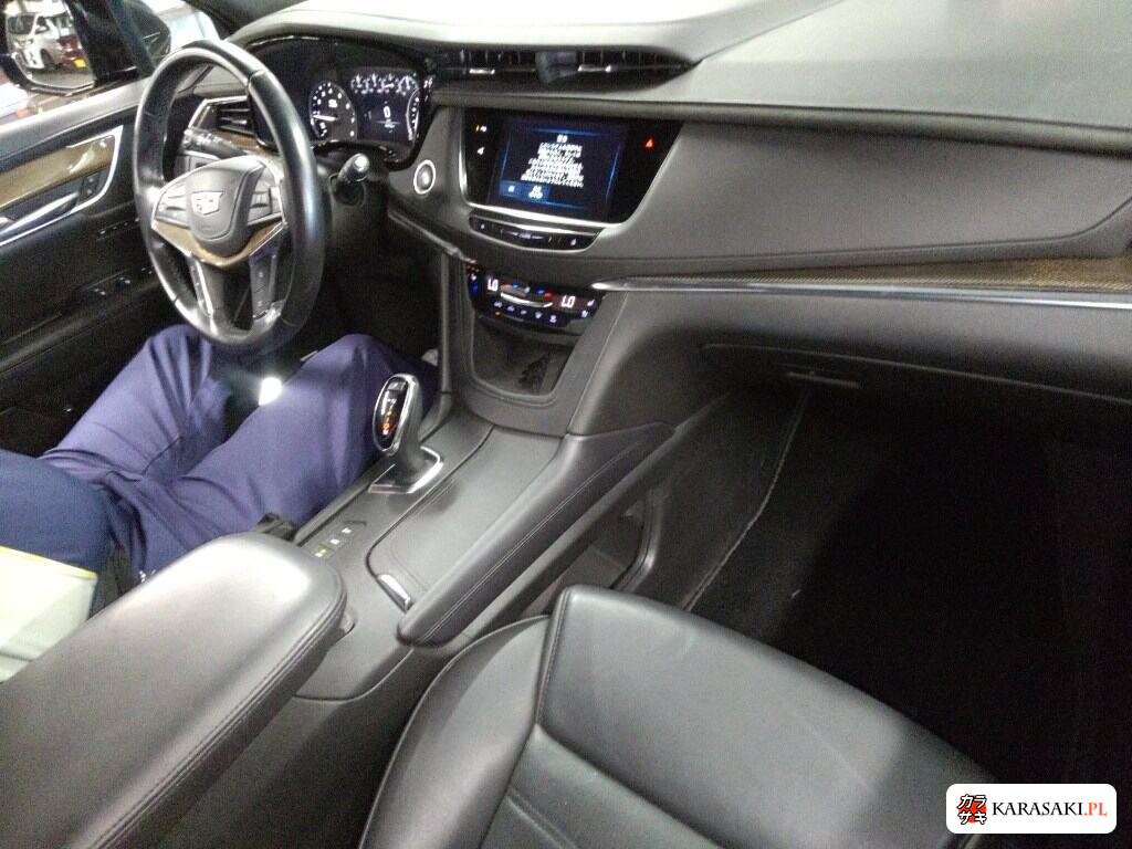 2019 Cadillac XT5 Crossover 4WD Sport Edition 5