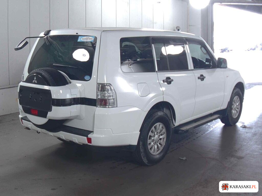 Mitsubishi Pajero 2016 z aukcji japońskiej