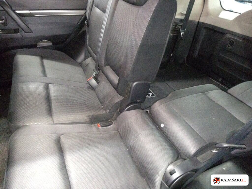 Mitsubishi Pajero 2011 z aukcji japońskiej