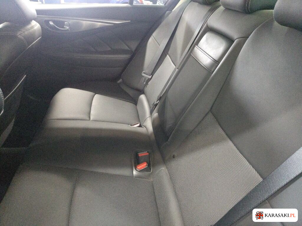 Nissan Skyline 2014 z aukcji japońskiej