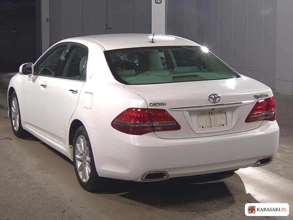 Toyota Crown 2009 z aukcji japońskiej