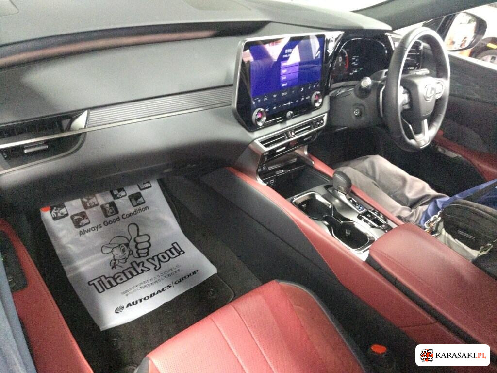 Lexus RX 2025 z aukcji japońskiej