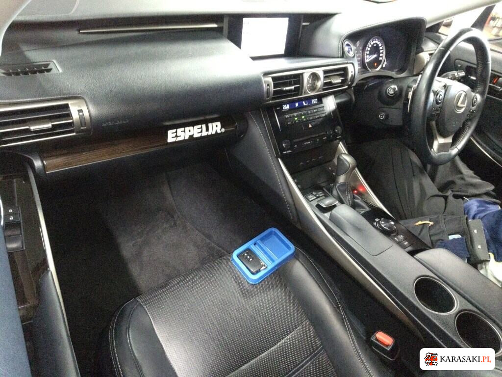 Lexus Is 2013 z aukcji japońskiej