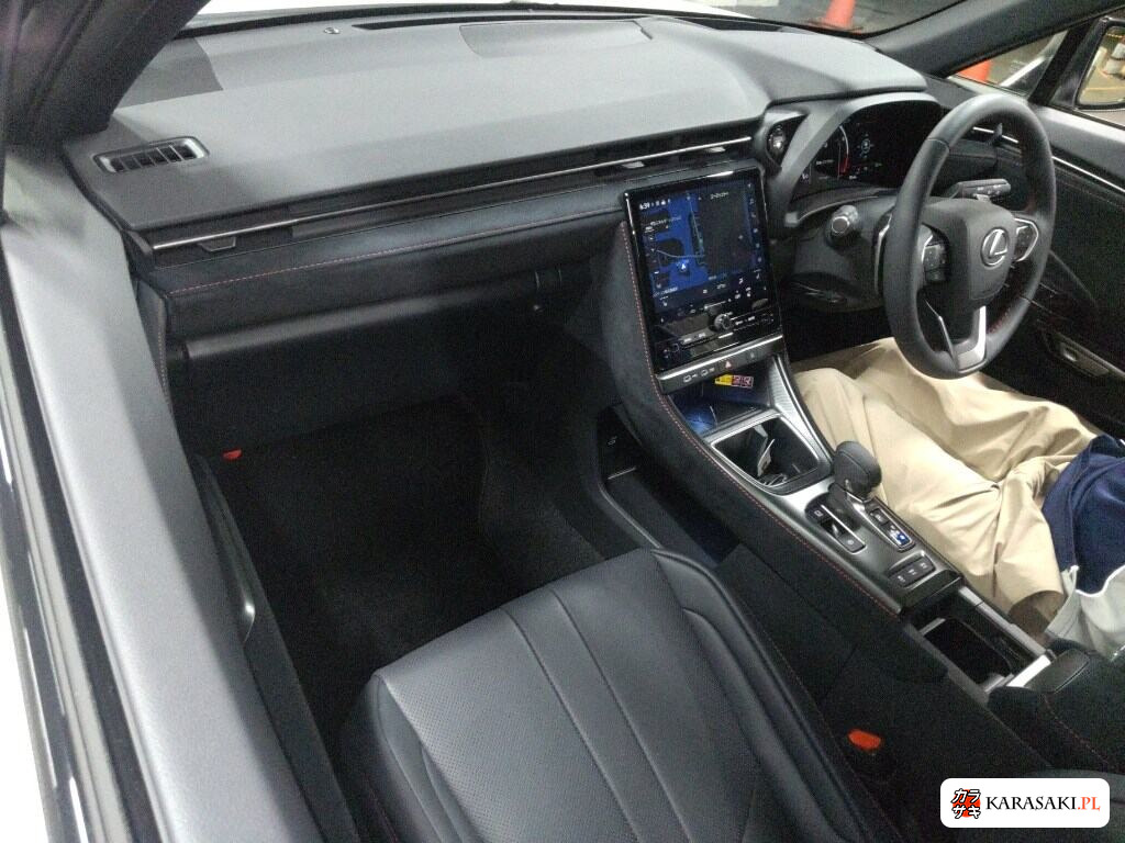 Lexus LBX 2025 z aukcji japońskiej
