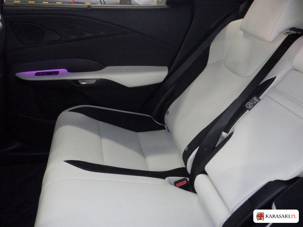 Lexus RX 2025 z aukcji japońskiej