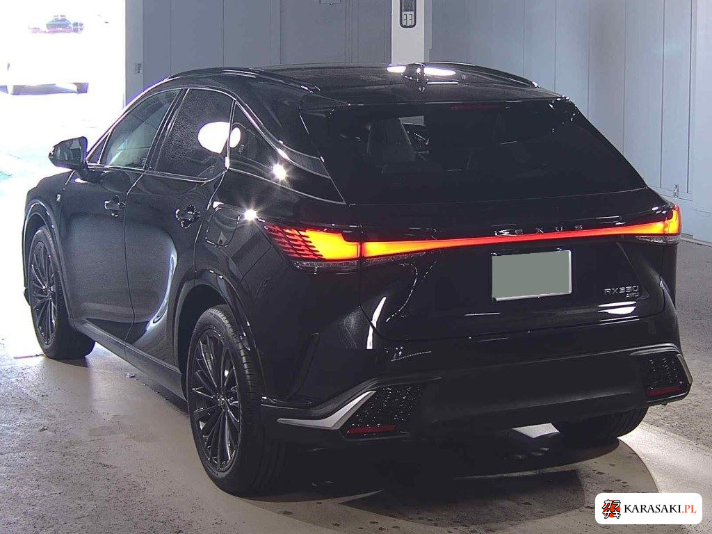 Lexus RX 2025 z aukcji japońskiej