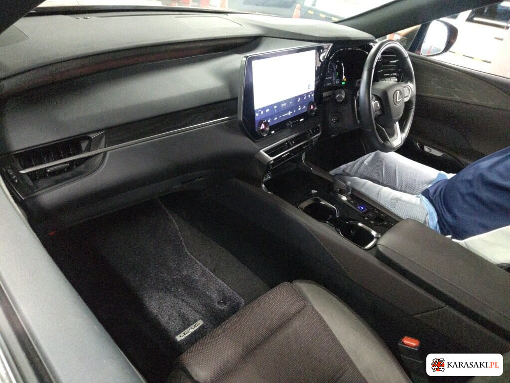 Lexus RX 2023 z aukcji japońskiej