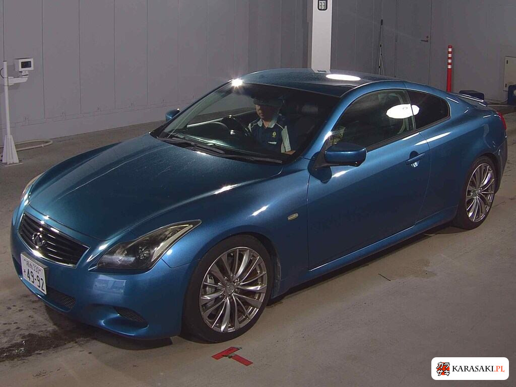 Nissan Skyline 2011 z aukcji japońskiej