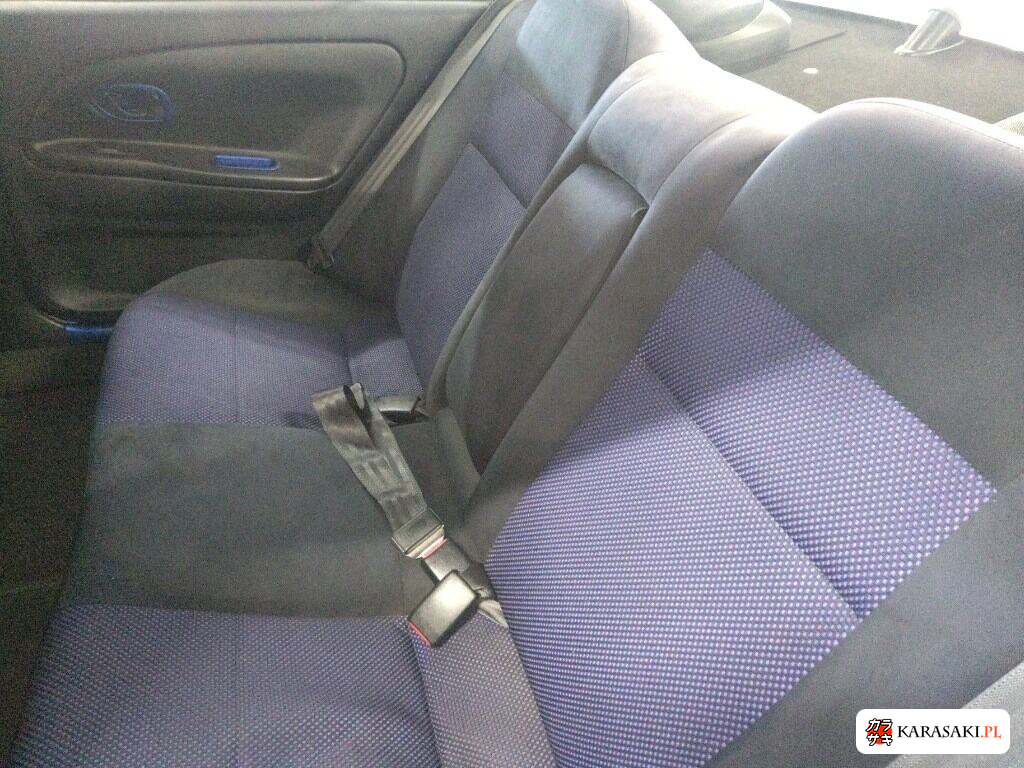 Mitsubishi Lancer 1999 z aukcji japońskiej
