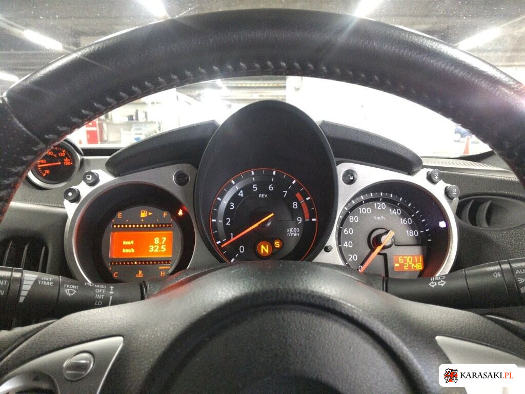 Nissan Fairlady Z 2010 z aukcji japońskiej