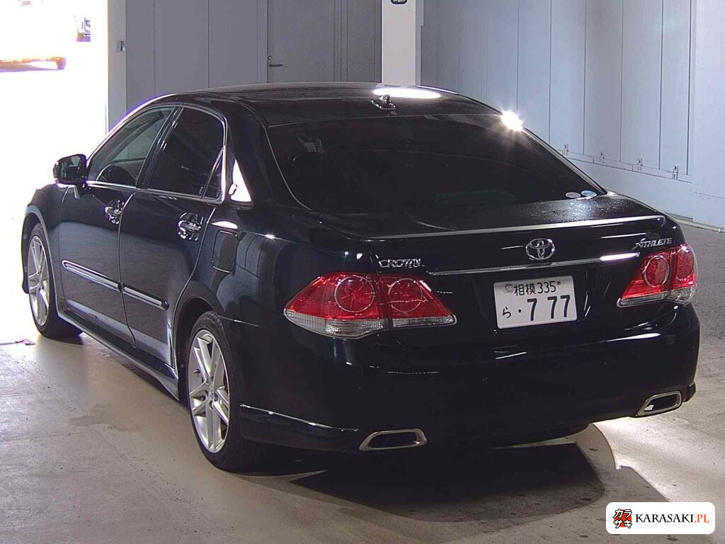 Toyota Crown 2012 z aukcji japońskiej