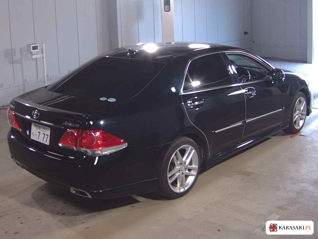 Toyota Crown 2012 z aukcji japońskiej