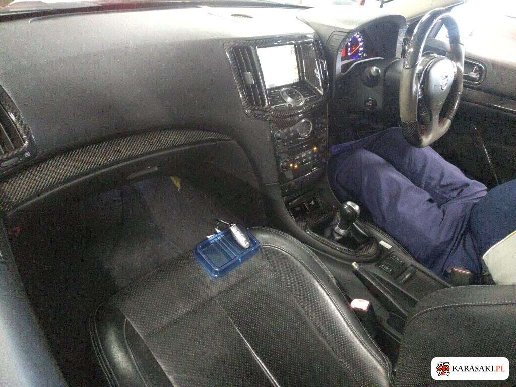 Nissan Skyline 2007 z aukcji japońskiej