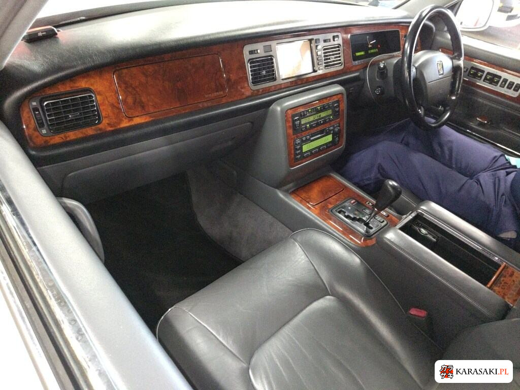 Toyota Century 2004 z aukcji japońskiej
