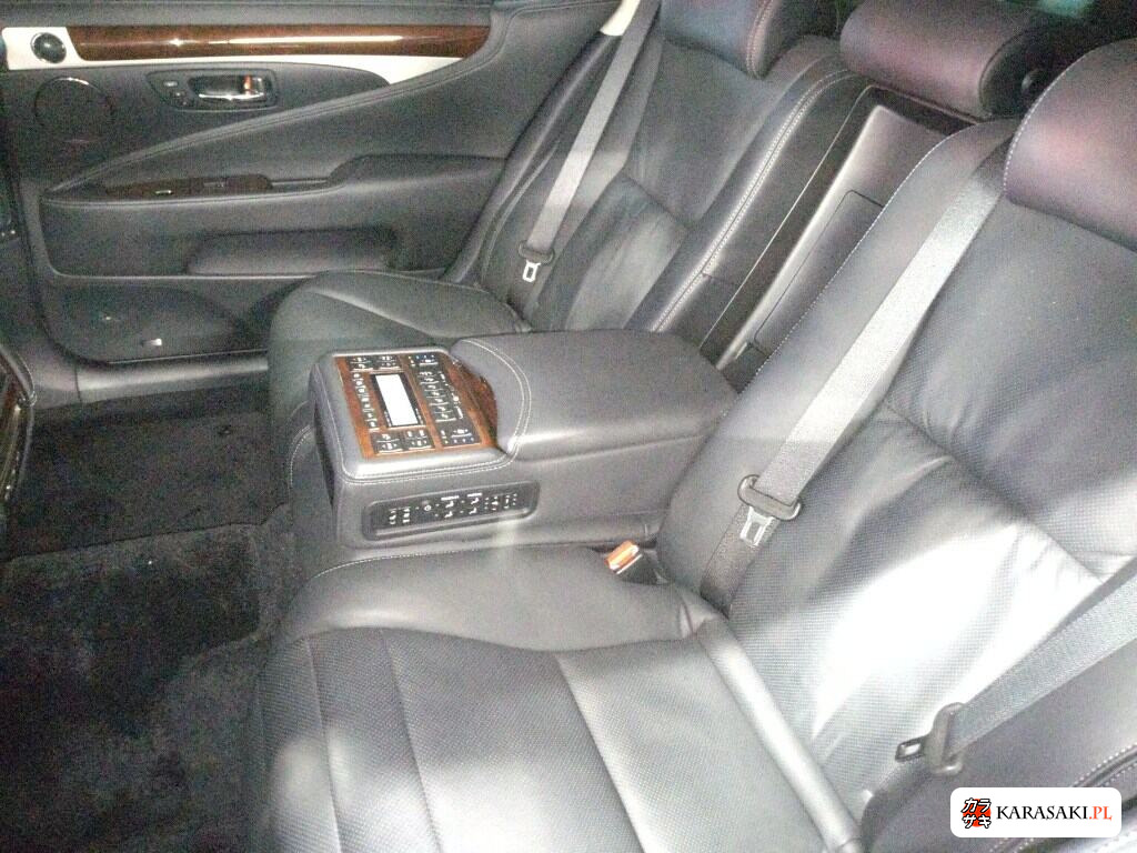 Lexus LS 2014 z aukcji japońskiej