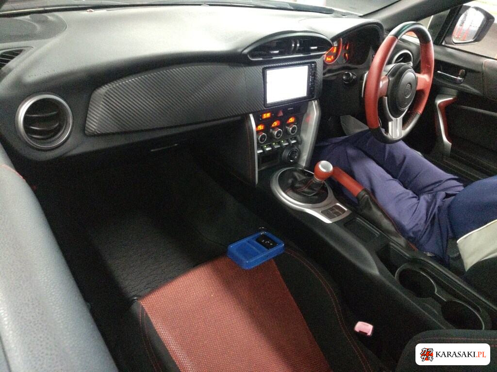 Toyota 86 2015 z aukcji japońskiej