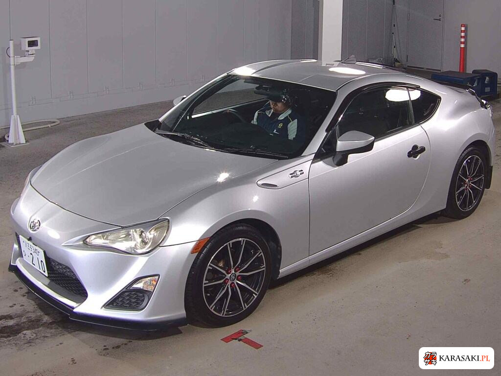 Toyota 86 2012 z aukcji japońskiej