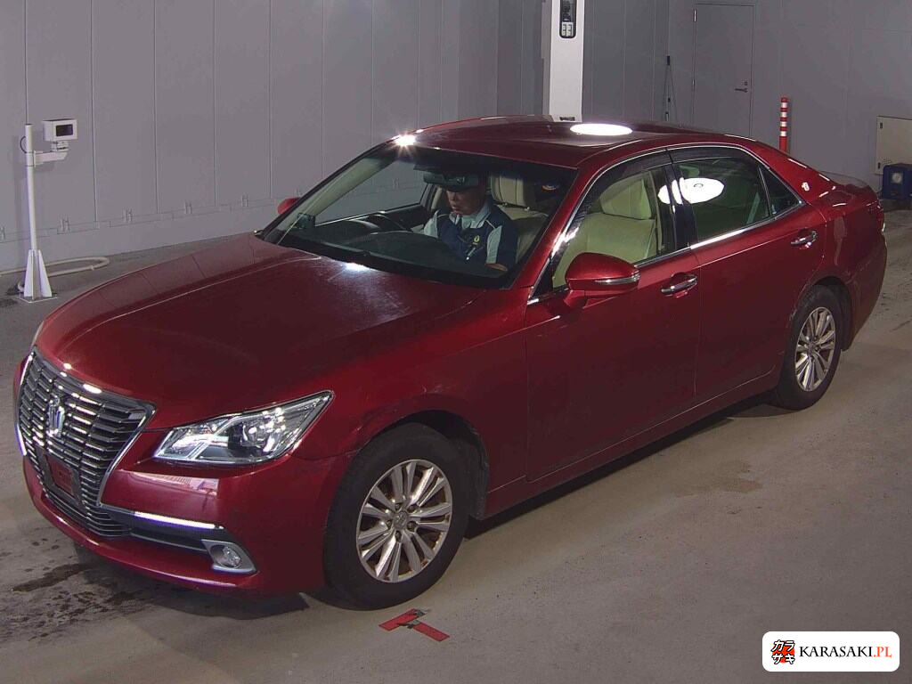 Toyota Crown 2014 z aukcji japońskiej