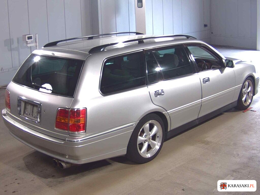 Toyota Crown Estate z aukcji japońskiej