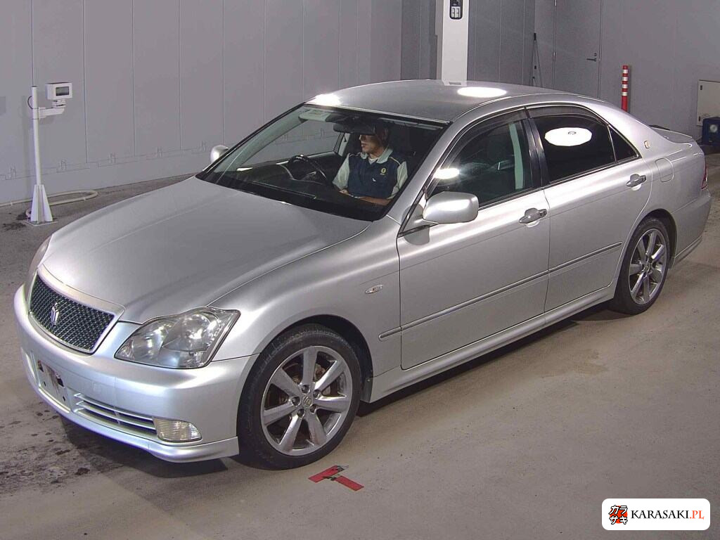 Toyota Crown 2005 z aukcji japońskiej