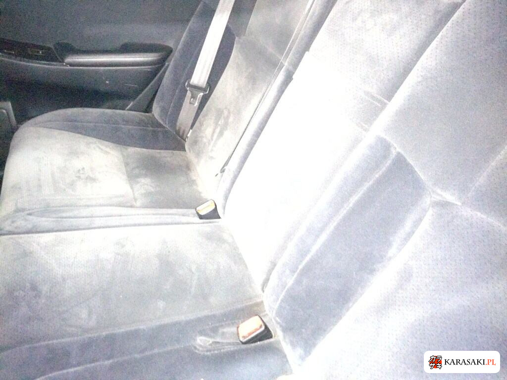 Toyota Crown 2005 z aukcji japońskiej