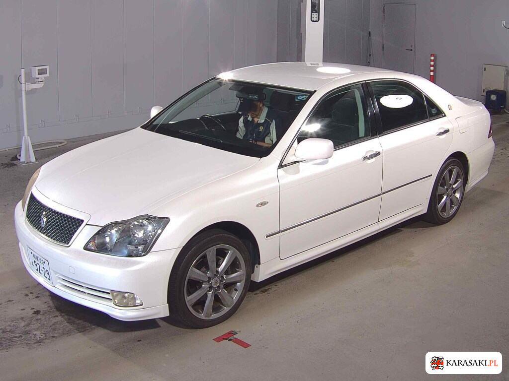 Toyota Crown 2005 z aukcji japońskiej