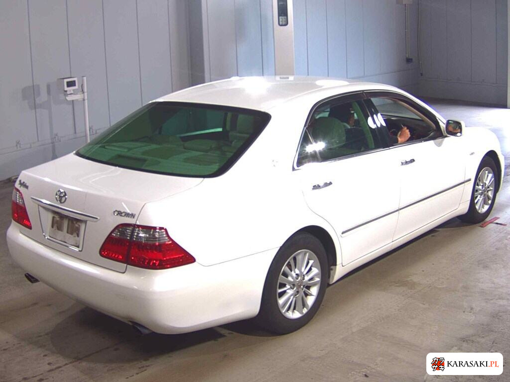 Toyota Crown 2006 z aukcji japońskiej