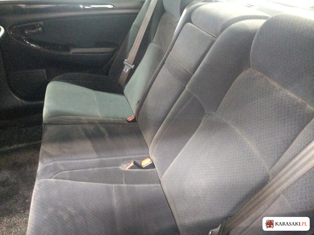 Toyota Crown 2006 z aukcji japońskiej