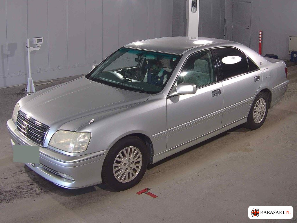 Toyota Crown 2002 z aukcji japońskiej