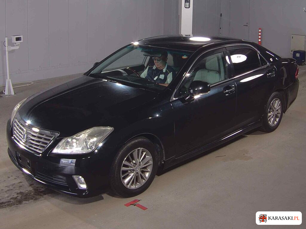 Toyota Crown 2010 z aukcji japońskiej