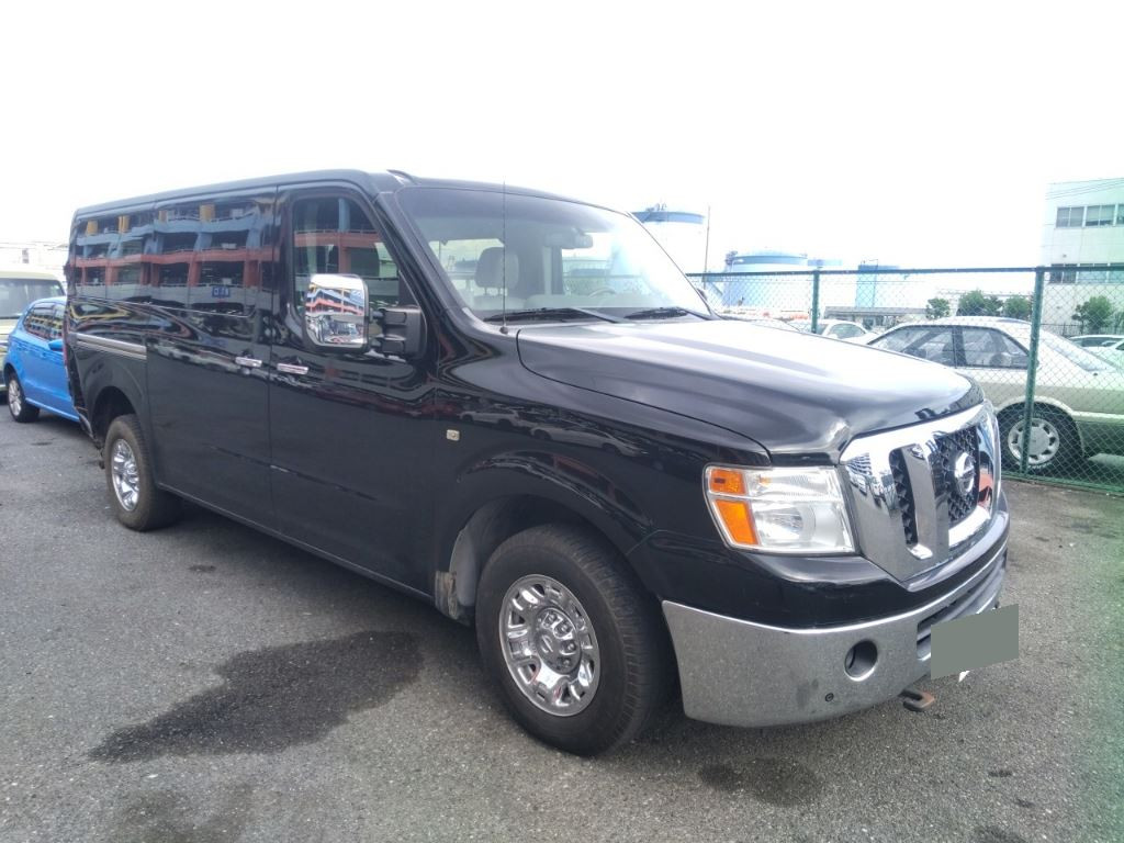 America Nissan NV Passenger 2020 z aukcji japońskiej