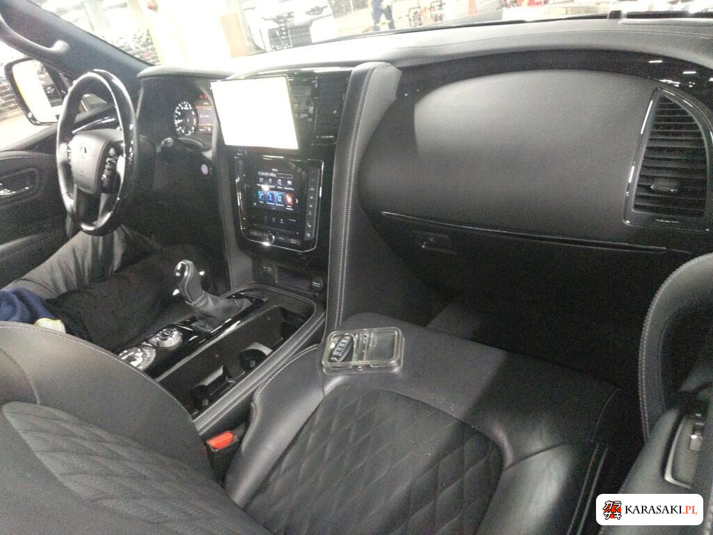 Infiniti QX80 2021 z aukcji japońskiej