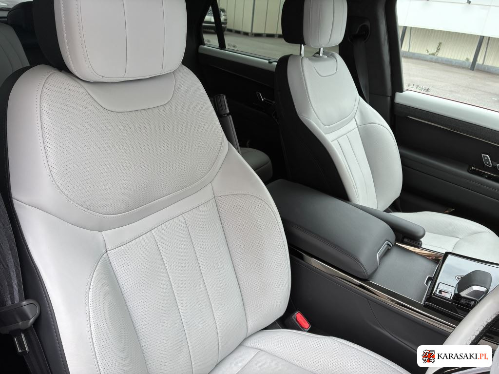 Land Rover Range Rover Sport 2024 z aukcji japońskiej