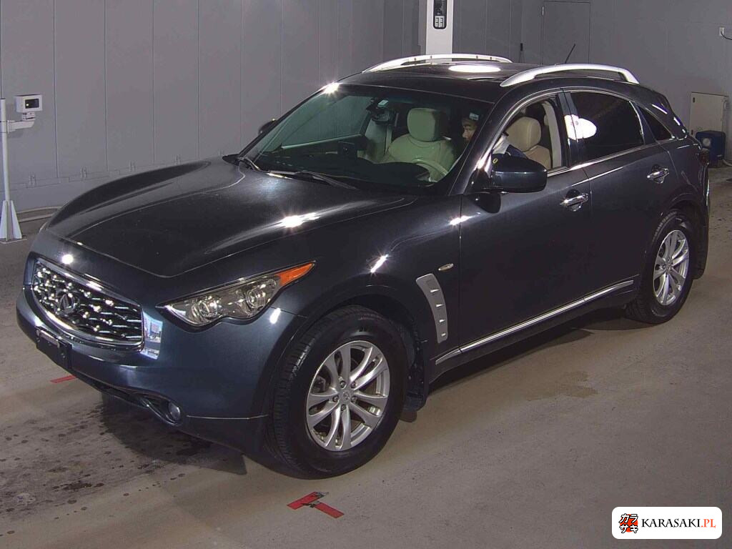 Infiniti FX35 2013 z aukcji japońskiej