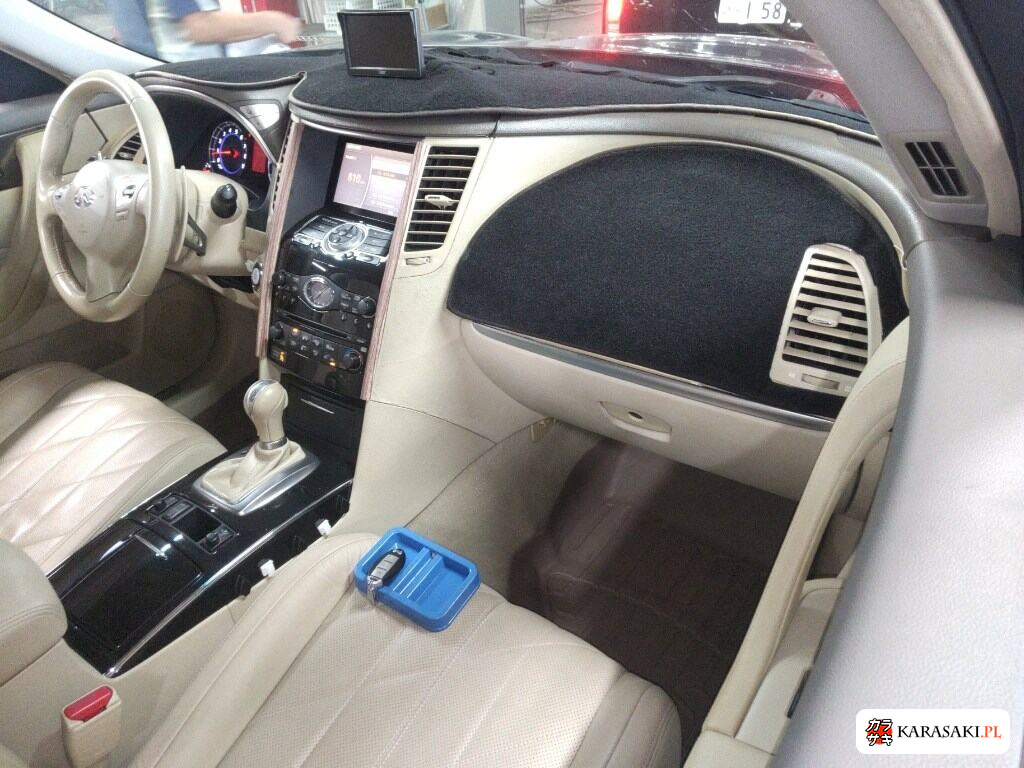 Infiniti FX35 2013 z aukcji japońskiej