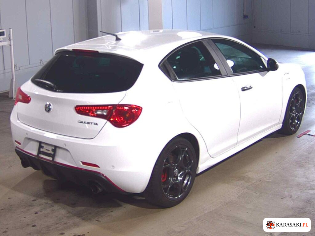 Alfa Romeo Giulietta 2017 z aukcji japońskiej