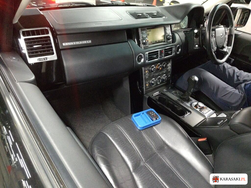 Land Rover Range Rover Vogue 2012 z aukcji japońskiej
