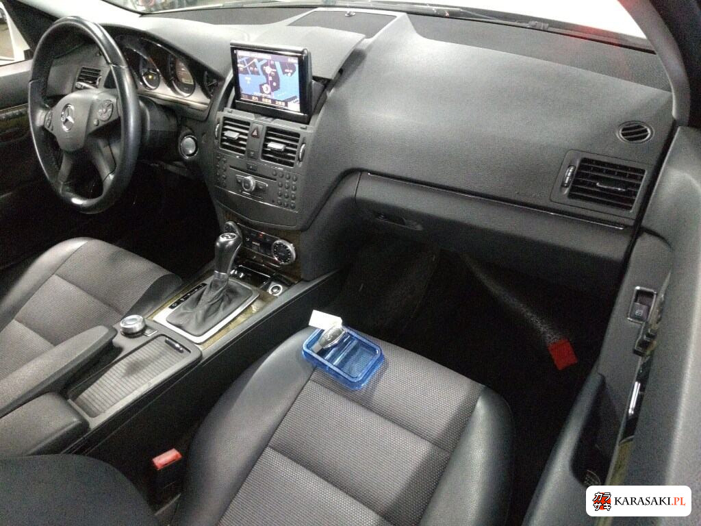 Mercedes-Benz C-Class 2010 z aukcji japońskiej
