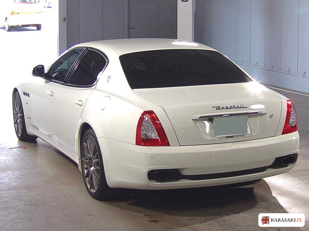Maserati Quattroporte 2010 z aukcji japońskiej