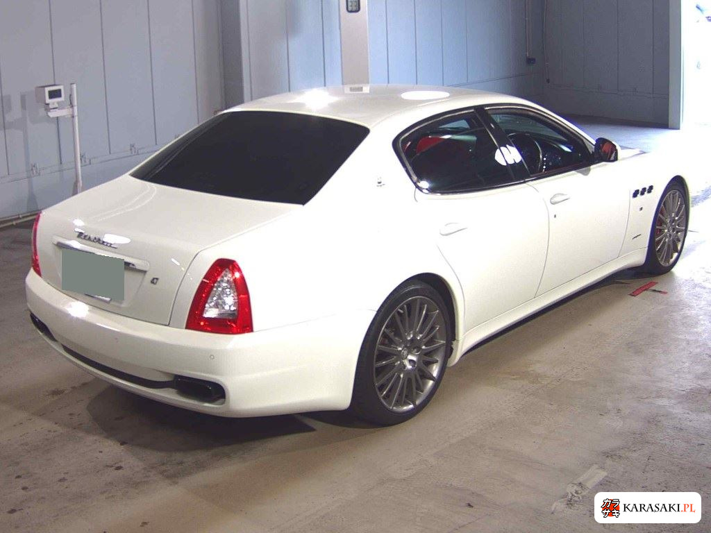 Maserati Quattroporte 2010 z aukcji japońskiej