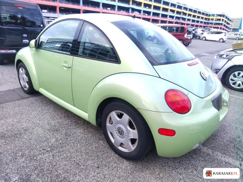 2001 Volkswagen New Beetle 2