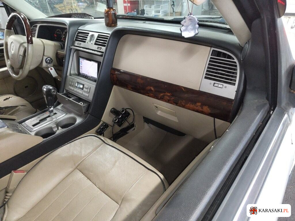 2008 Lincoln 5