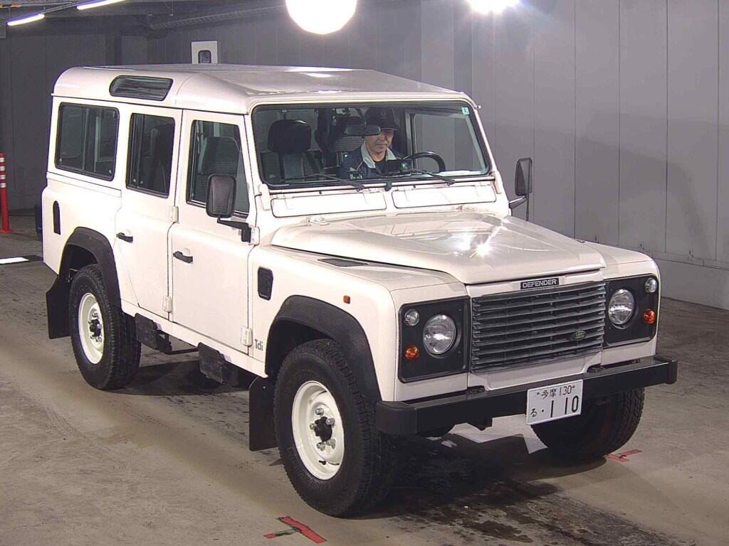 Land Rover Defender 1998 z aukcji japońskiej