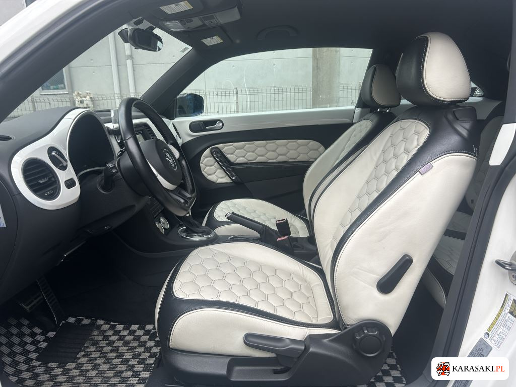 2012 Volkswagen The Beetle 7