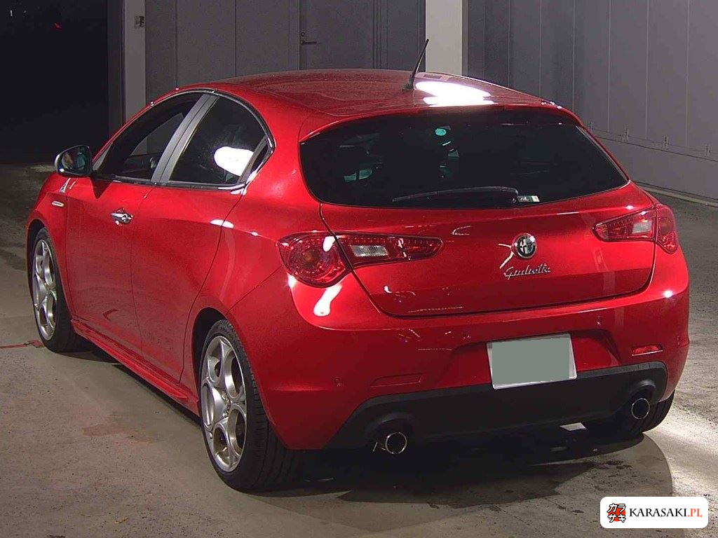 2012 Alfa Romeo Giulietta 5D Quadrifoglio Verde Alfie Stay 2