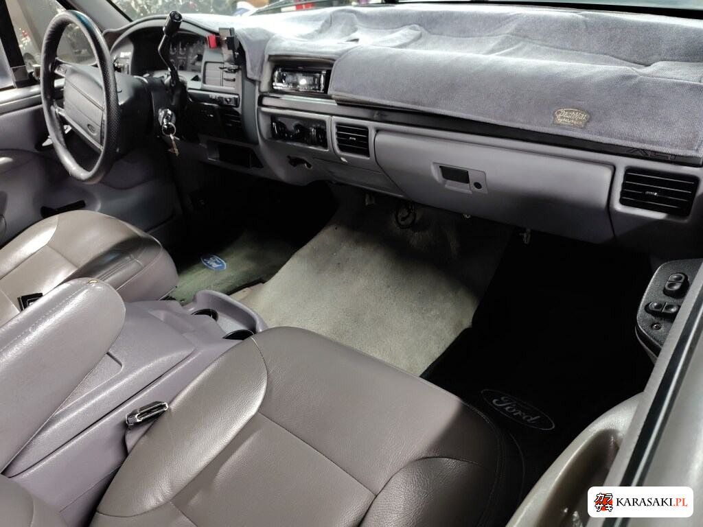 2000 Ford Bronco 4WD 5