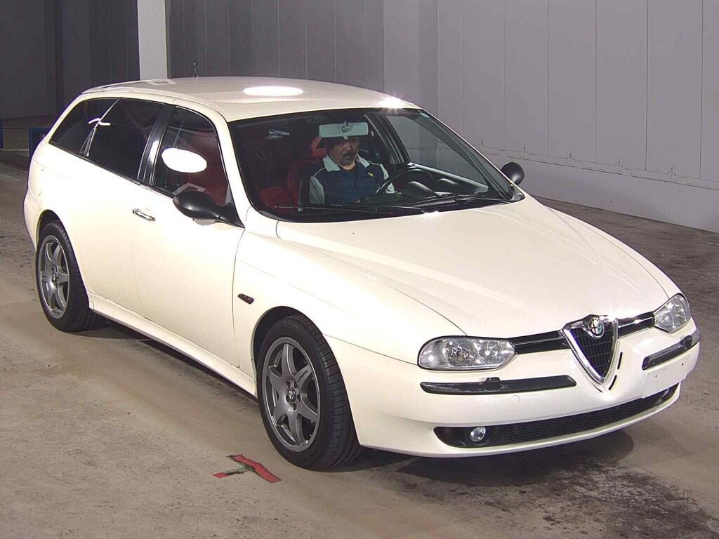 Alfa Romeo Alfa Sportwagon 2001 z aukcji japońskiej