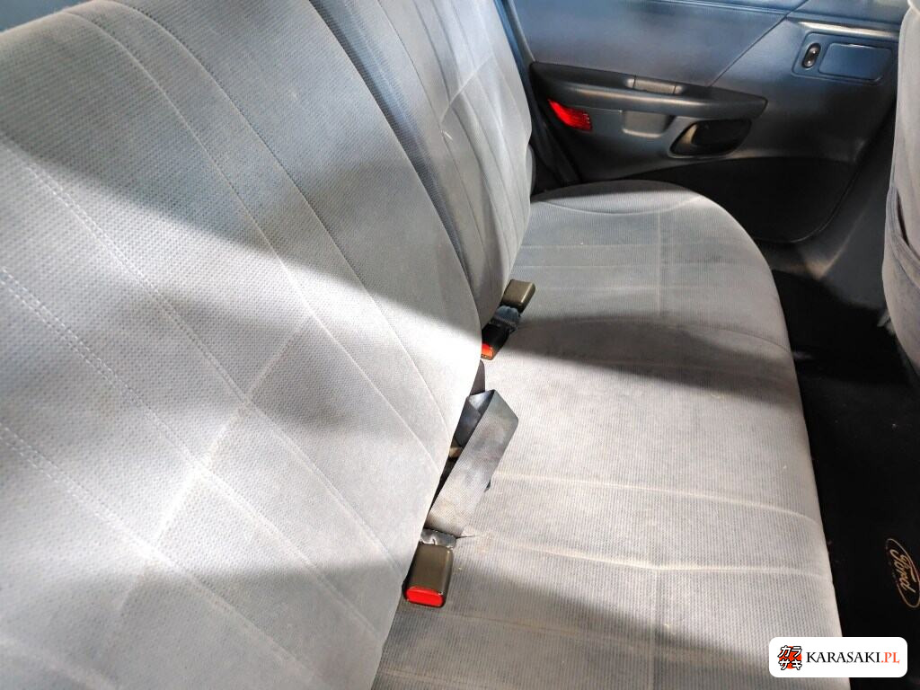 1995 Ford Taurus WG Wagon GL 6