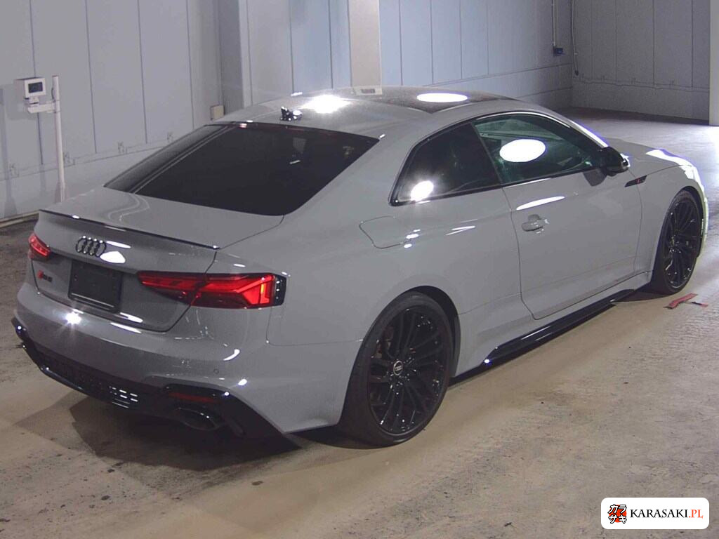 2022 Audi RS5 4WD Base Grade 4