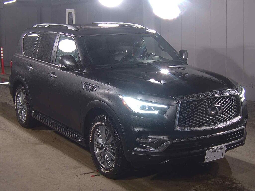Infiniti QX80 2023 z aukcji japońskiej